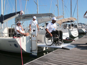 la passerella di Tornavento, barca a vela accessibile ai disabili