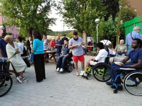 festa per l'inaugurazione del giardino di Lorenzo e Gabriella all'Unità Spinale di Firenze